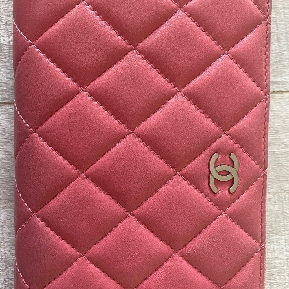 💕SALE💕Chanel Wallet - Picture 4 of 14